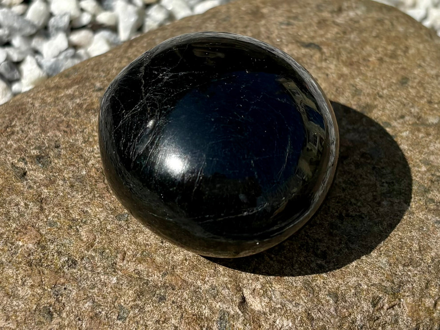 Black Tourmaline Palm Stone – Polished Grounding Crystal