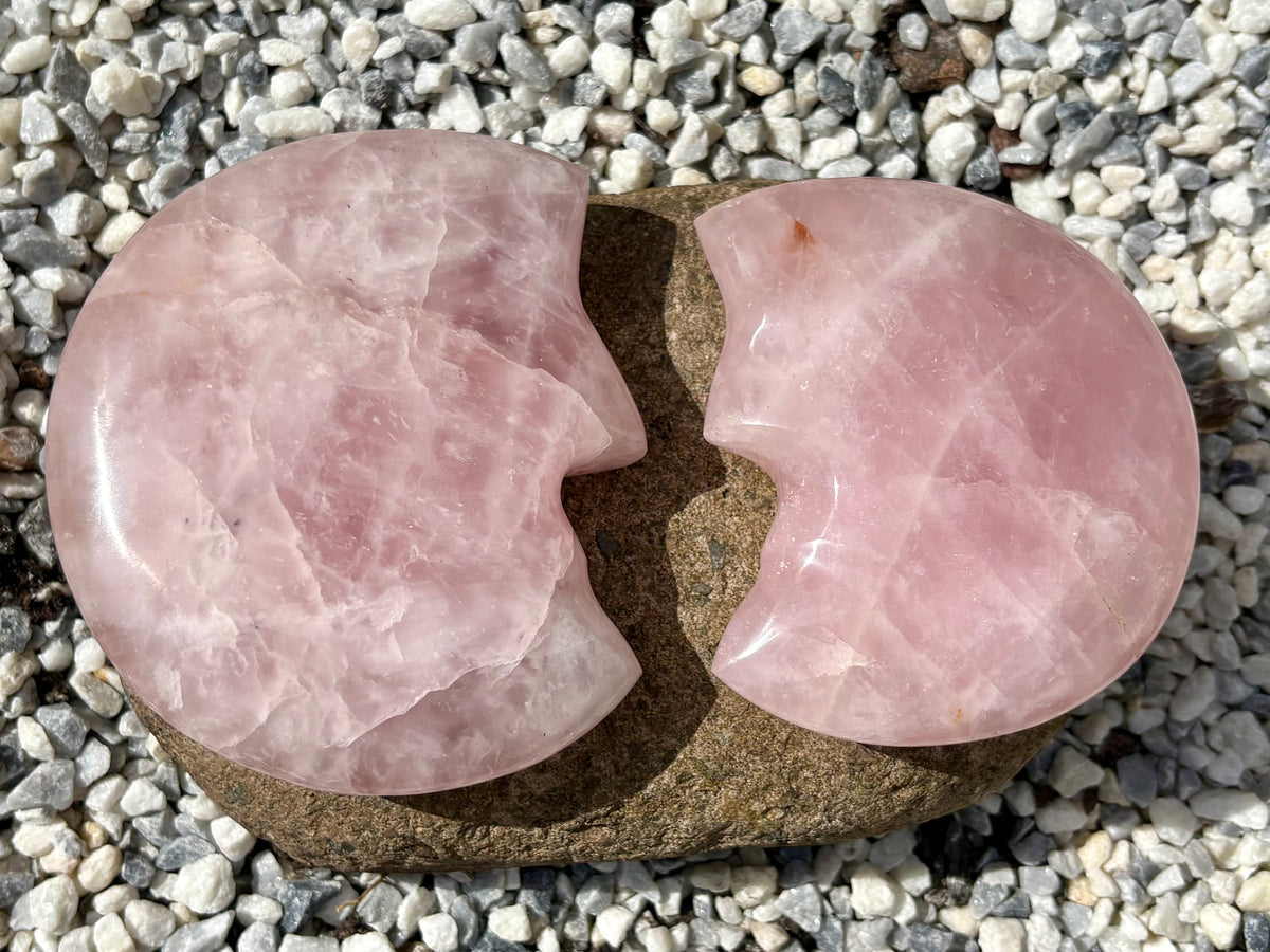 Rose Quartz Crescent Moon Face Carving – Approx. 9 cm