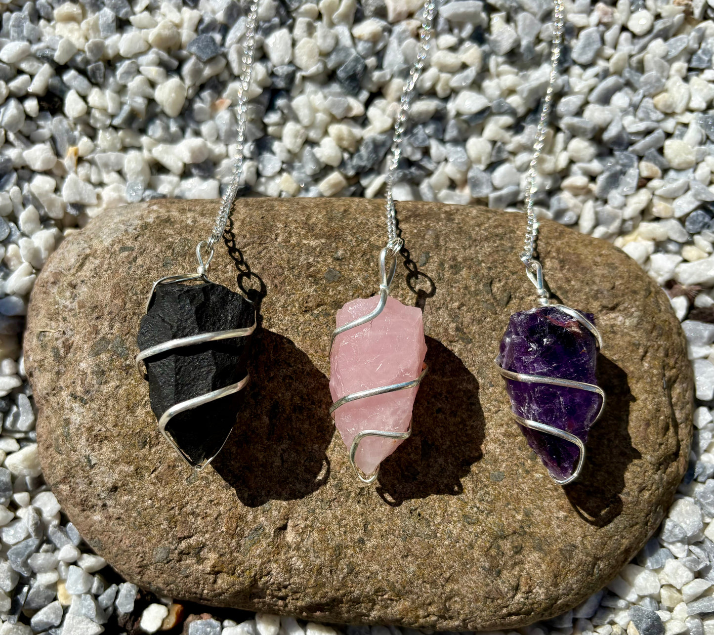 Crystal Pendulum – Rose Quartz, Amethyst or Black Agate