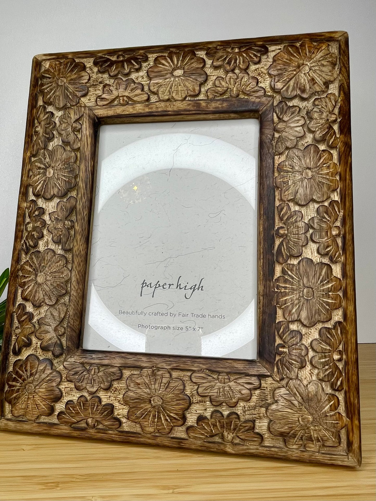 7″ x 5″  Natural Floral Pattern Mango Wood Frame