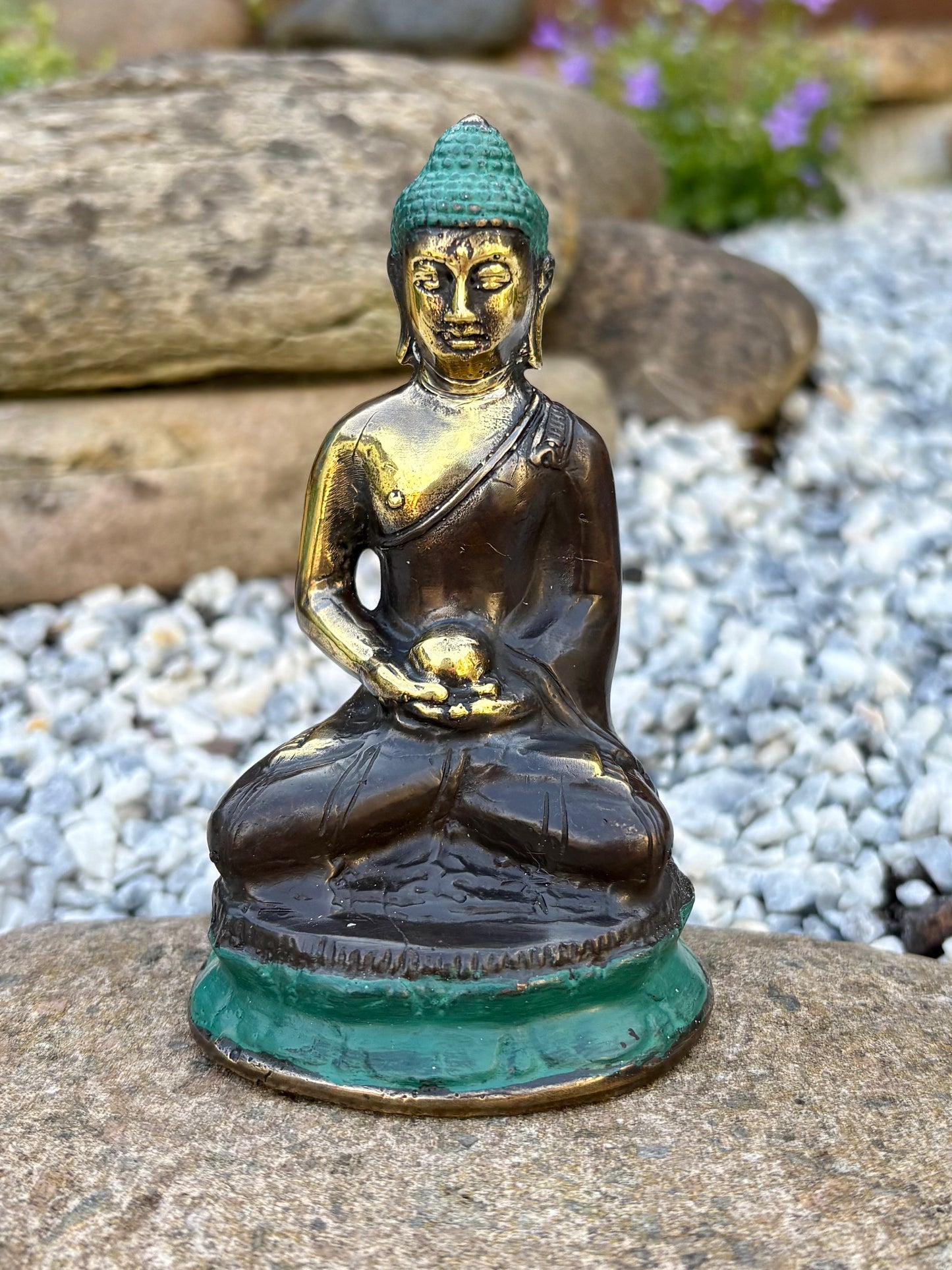 Seated Brass Buddha Statue with Teal Patina – 10 × 5 cm