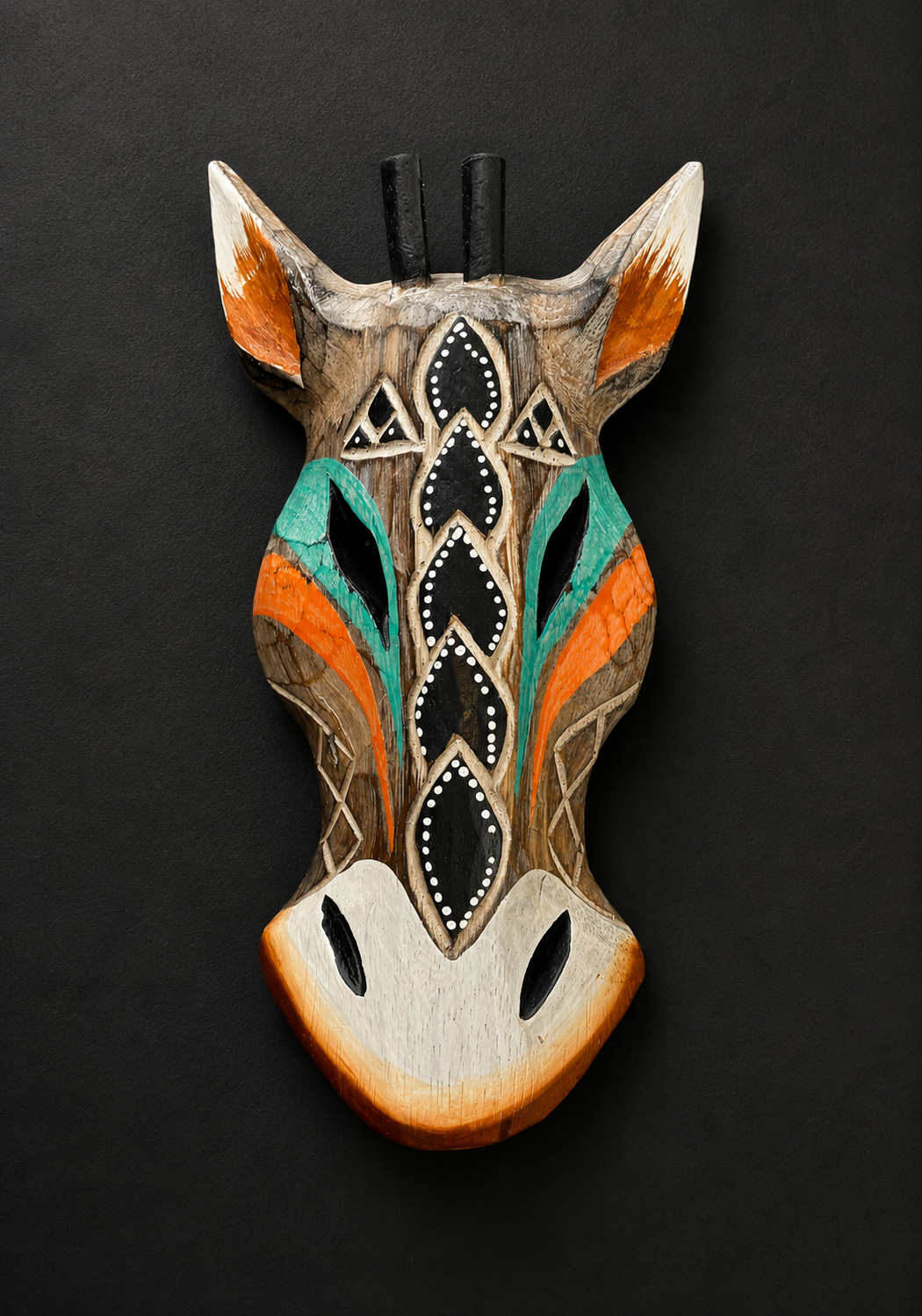 Hand-Carved Wooden Giraffe Wall Mask – 20cm African Tribal Wall Art