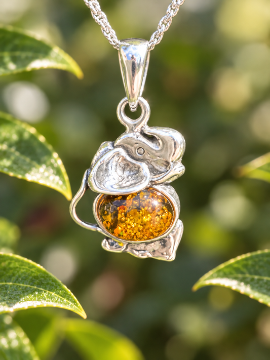 Sterling Silver Amber Elephant Pendant with 18" Chain