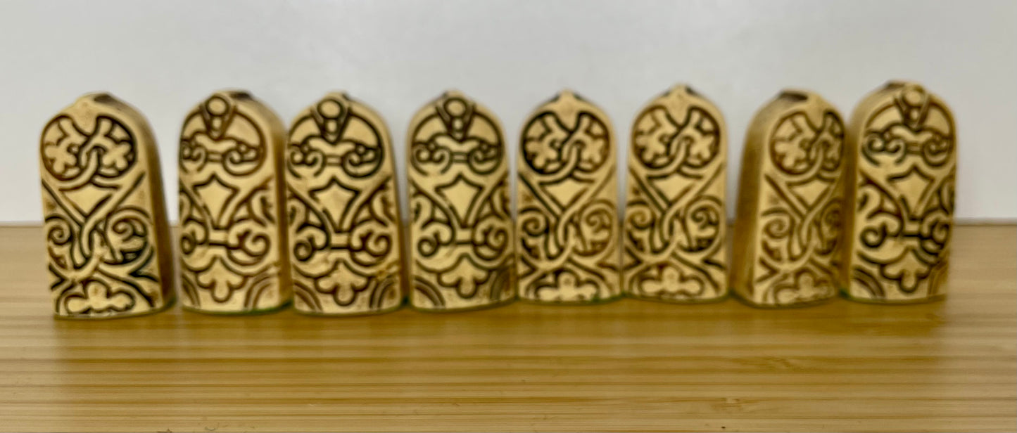 Full Size Isle of Lewis set of Chess Pieces