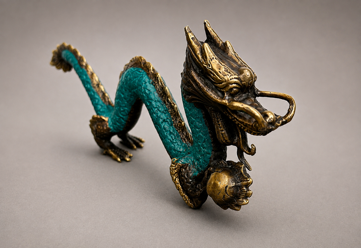 Brass Chinese Dragon Figurine – 20cm Decorative Oriental Dragon Ornament