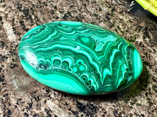 Solid Malachite Palm Stone